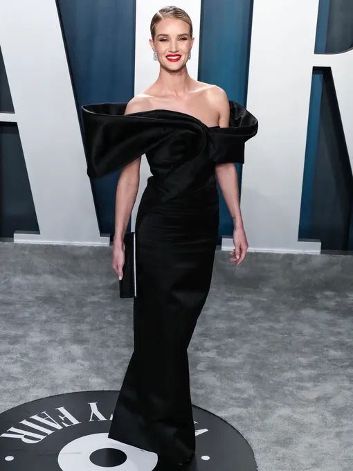 Роузи Хантингтон-Уайтли на премии «Оскар» в 2020 году