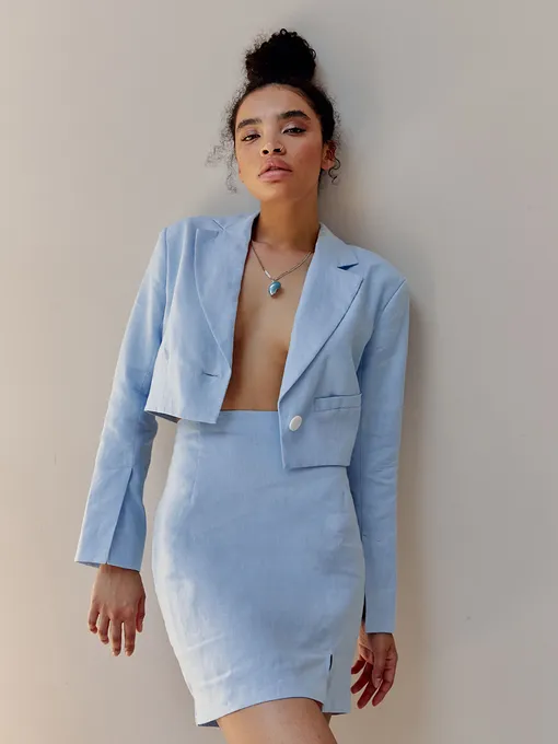 Светлый летний пиджак бренда T-skirt Светлый летний пиджак бренда T-skirt