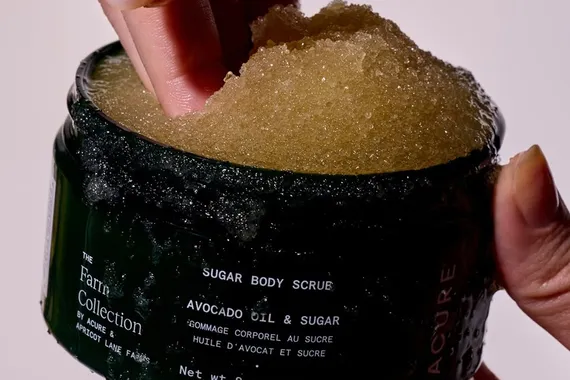 18 ароматных скрабов для тела, которые помогут устроить спа-ритуал, не выходя из дома