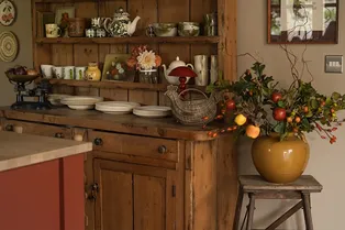 «Уютный беспорядок» — теплый интерьерный тренд, который сочетает в себе хаос и организованность «Уютный беспорядок» — теплый интерьерный тренд, который сочетает в себе хаос и организованность