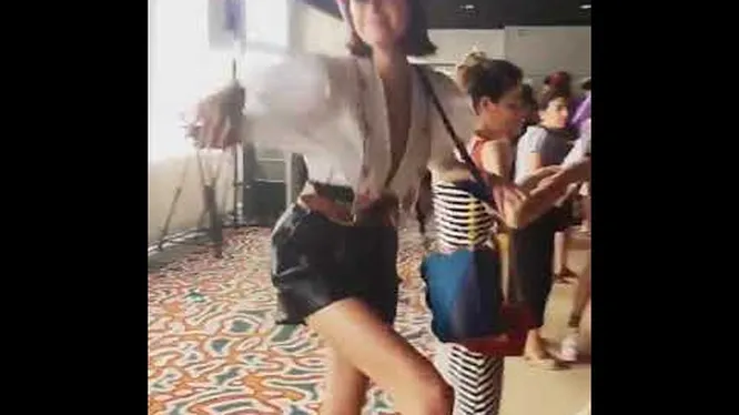 Нажми и смотри