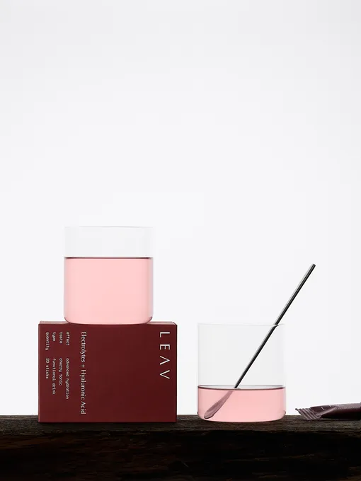 Электролитный напиток LEAV с гиалуроновой кислотой Электролитный напиток LEAV с гиалуроновой кислотой