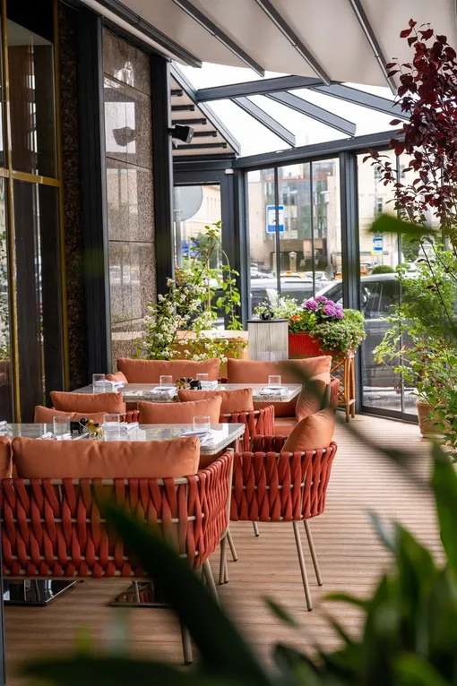 веранда Buro Bistro веранда Buro Bistro